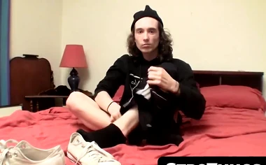 Long haired straighty's throbbing boner spraying jizz jerk off session