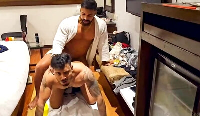 Massage Session With Indian Hunk Turned Into FUCKING Mess [ONLYFANS]