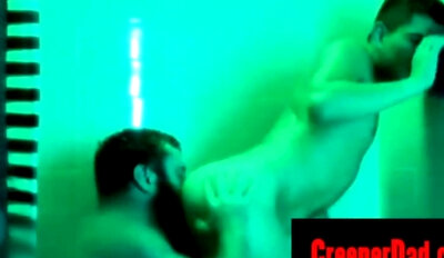 Bear and Boy in the shower@CreeperDad