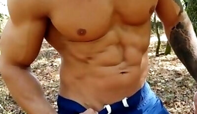 Str8 muscled inked stud solo wanks hard dick outdoor